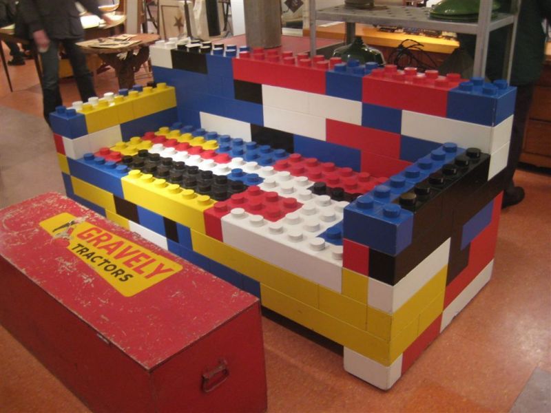 Decoraci n con piezas LEGO muebles llamativos para tu vivienda
