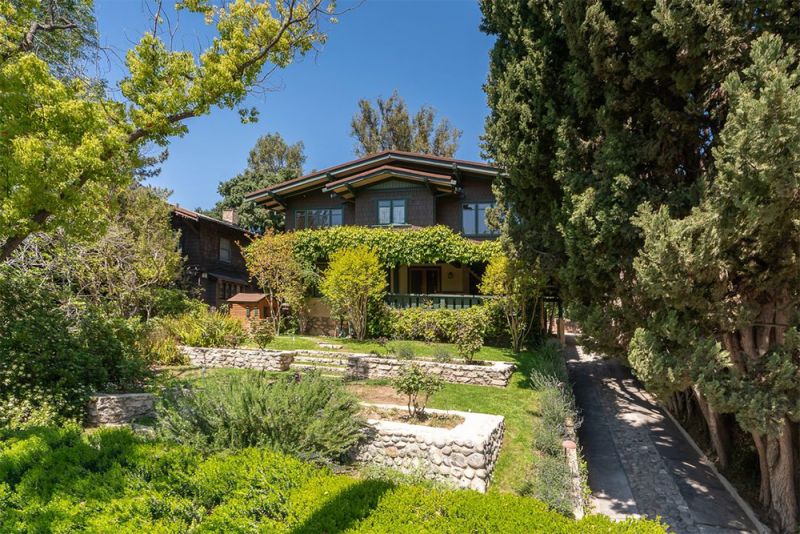 El bungalow del guionista Charlie Kaufman en Pasadena, a la venta